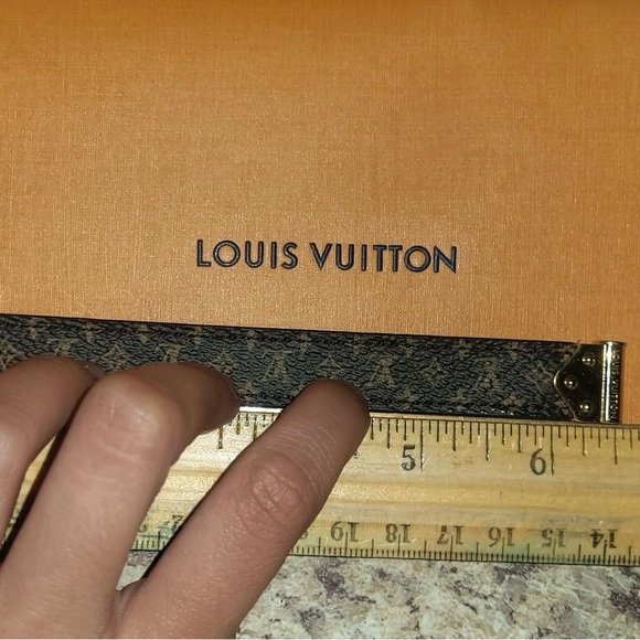 LOUIS VUITTON NANO MONOGRAM BRACELET - Picture 11 of 16